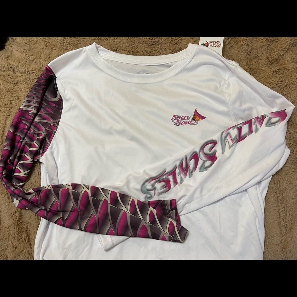 NEVER WORN Womens Fishing Shirt